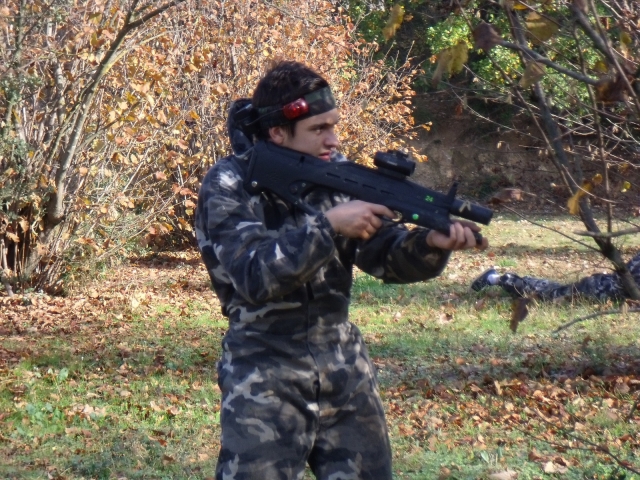  Rifugiarsi nell'arma laser